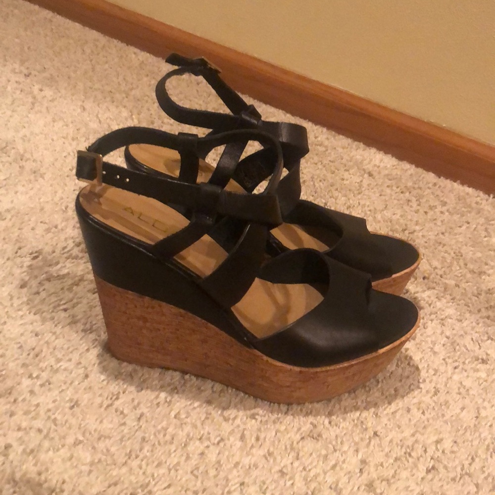 NEW ALDO never worn Black leather sandals with cork wedge